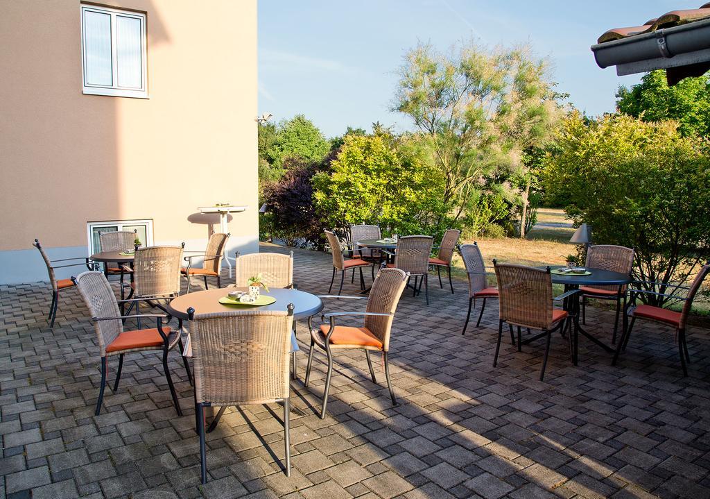 Fairway Hotel Sankt Leon-Rot Buitenkant foto
